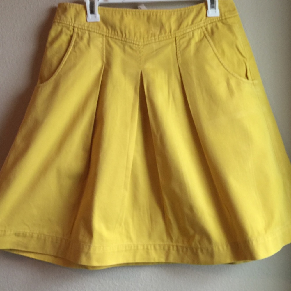 J. CREW YELLOW CLASSIC TWILL  COTTON PLEATED SKIRT